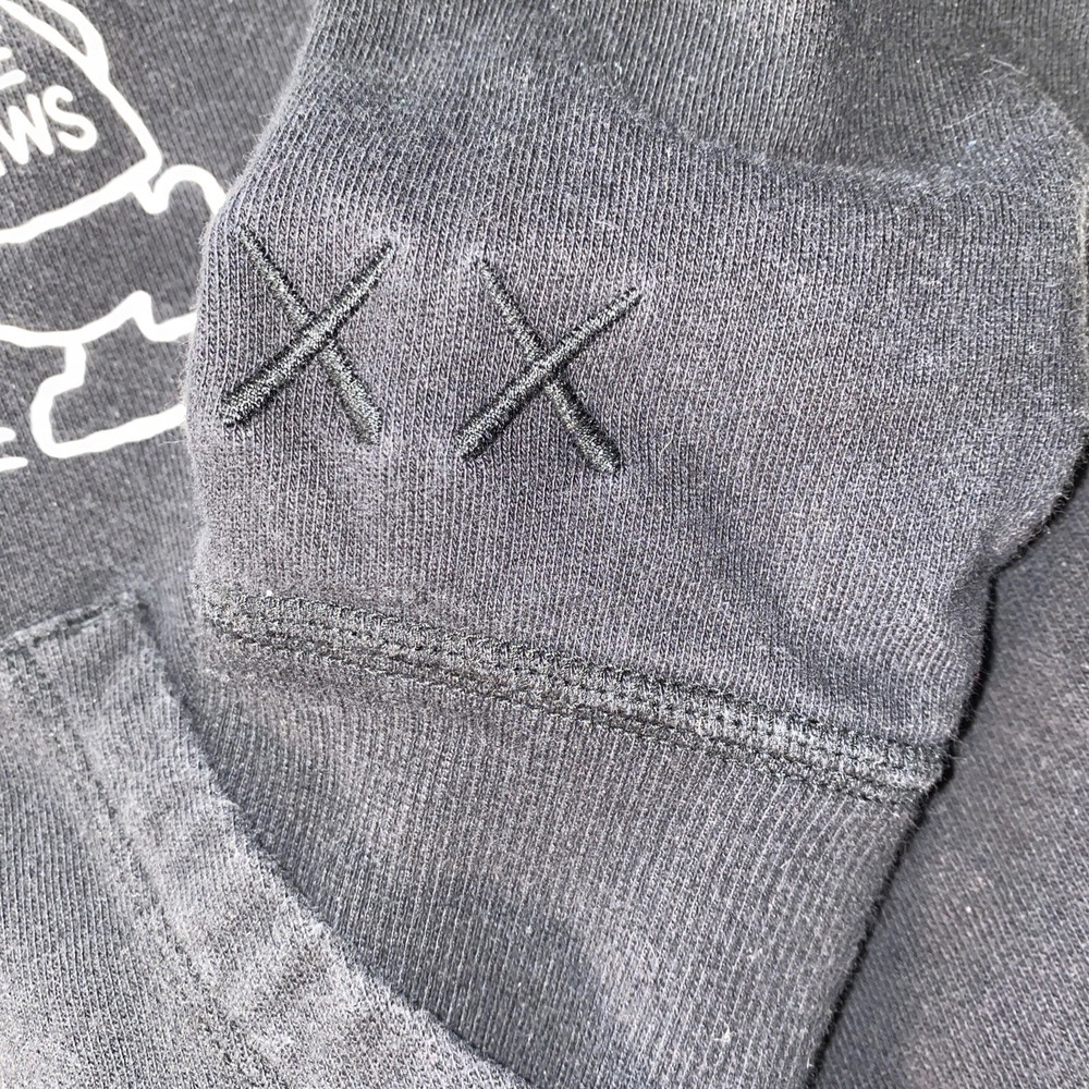 Uniqlo Joe Kaws Peanuts Hoodie Snoopy Womens Small UT Streetwear Collab Cartoon - Picture 4 of 9